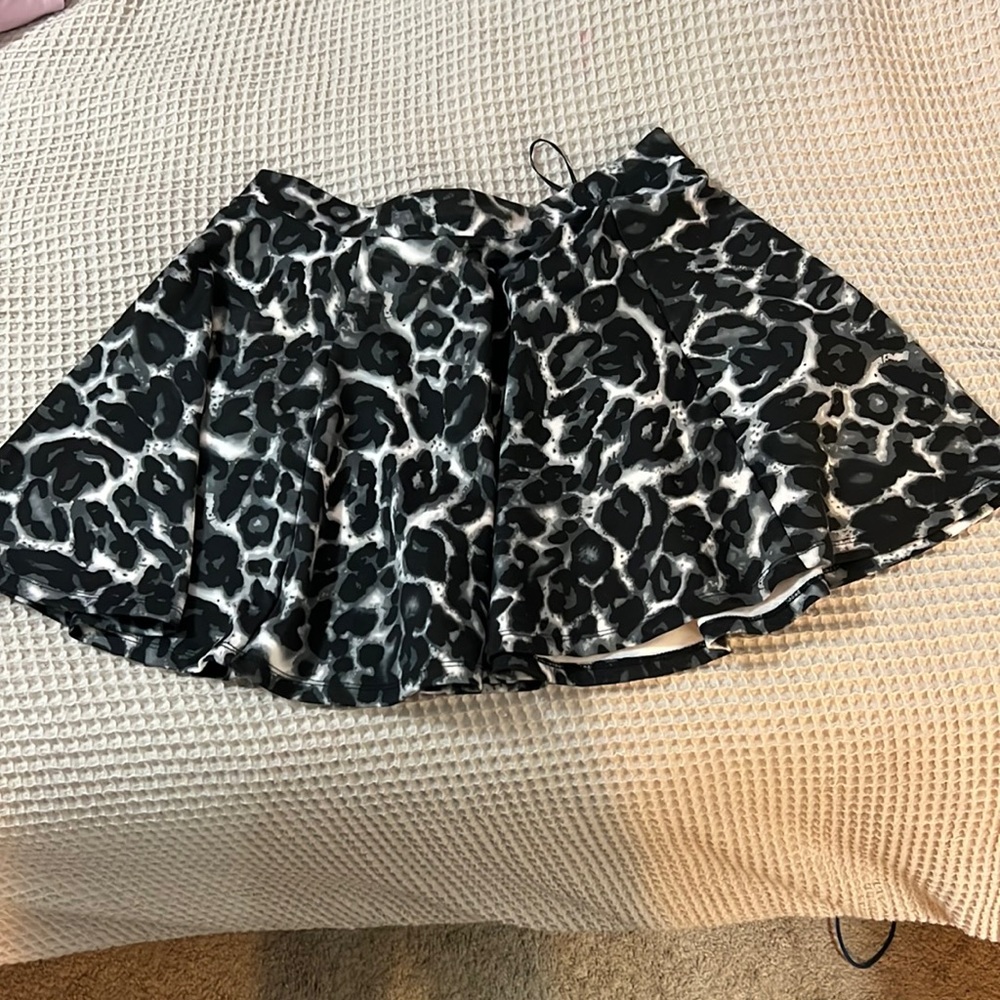 Forever 21 skirt